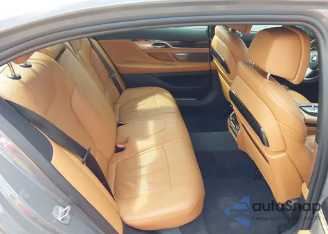 2020 BMW 740I z USA, uszkodzony, nr VIN WBA7T2C0XLGF96842